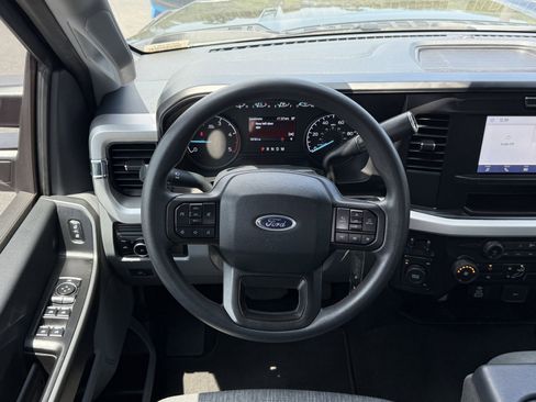 Used 2025 Ford F350 XLT AWD/4WD image 12