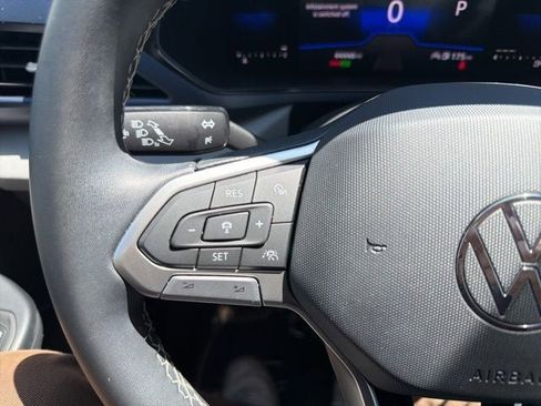 Certified 2023 Volkswagen Taos SE AWD/4WD image 21
