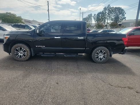 Used 2021 Nissan Titan SV w/ SV Convenience Package AWD/4WD image 9