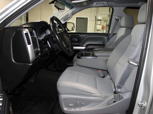 Used 2017 Chevrolet Silverado 1500 LT w/ All Star Edition RWD image 8