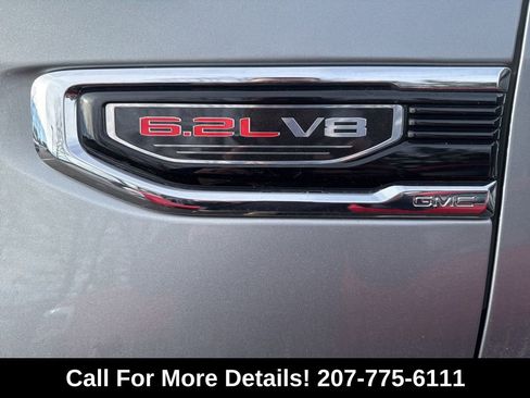 Used 2023 GMC Sierra 1500 SLT w/ SLT Premium Package image 3