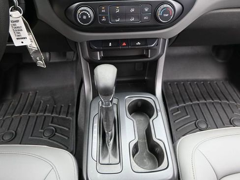 Used 2022 Chevrolet Colorado W/T image 8
