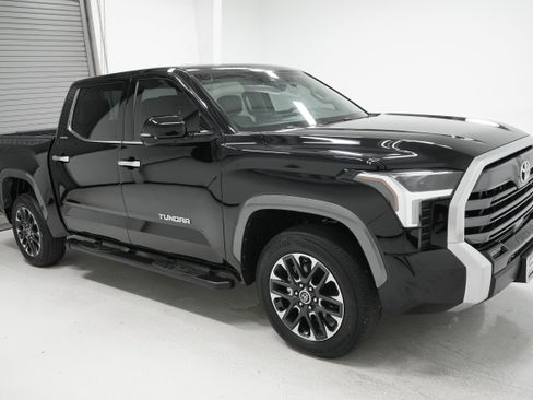 Used 2024 Toyota Tundra Limited image 3