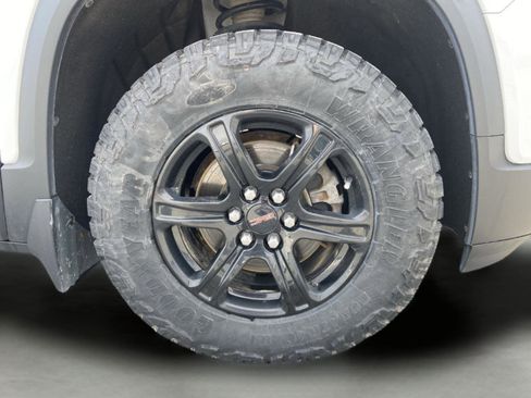 Used 2023 GMC Acadia AT4 w/ GMC Pro Grade Package AWD/4WD image 39