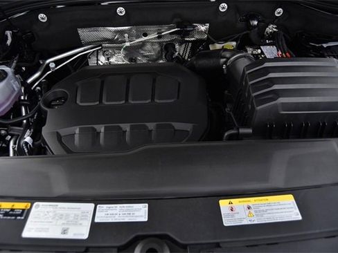 New 2026 Volkswagen Atlas Cross Sport SE image 27