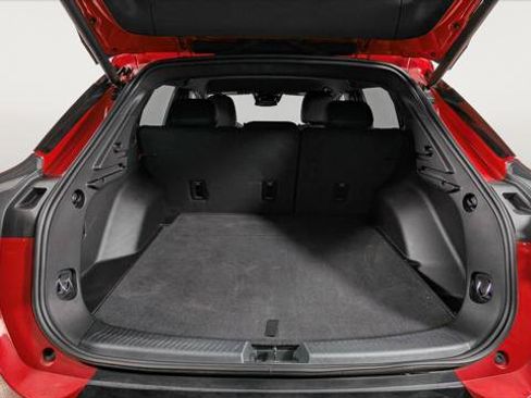 Used 2024 Chevrolet Equinox EV RS FWD image 18