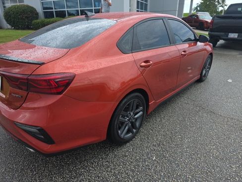 Used 2021 Kia Forte GT-Line w/ GT-Line Premium Package FWD image 11