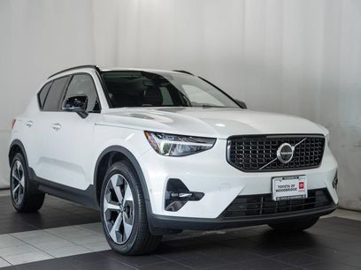 Used 2023 Volvo XC40 B5 Plus w/ Driver Assist Package