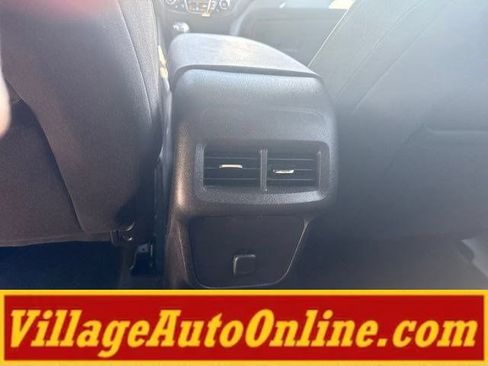 Used 2018 Chevrolet Equinox LT AWD/4WD image 36