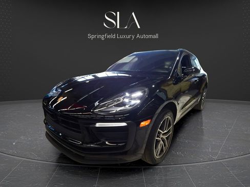 Used 2022 Porsche Macan AWD/4WD image 10