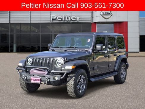 Used 2022 Jeep Wrangler Unlimited Sport w/ Sun And Sound Package AWD/4WD image 3