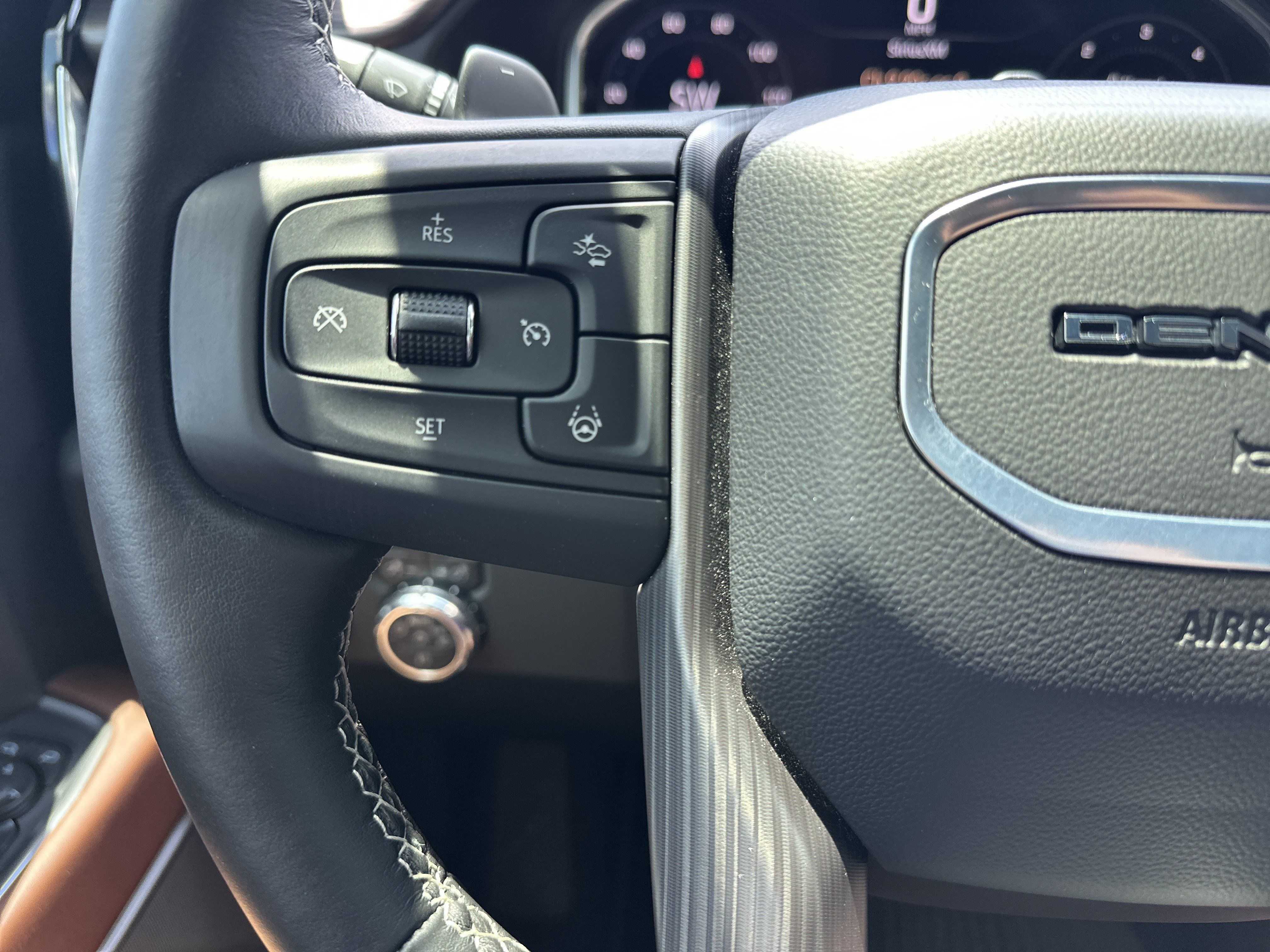 Used 2025 GMC Sierra 1500 Denali Ultimate AWD/4WD image 18