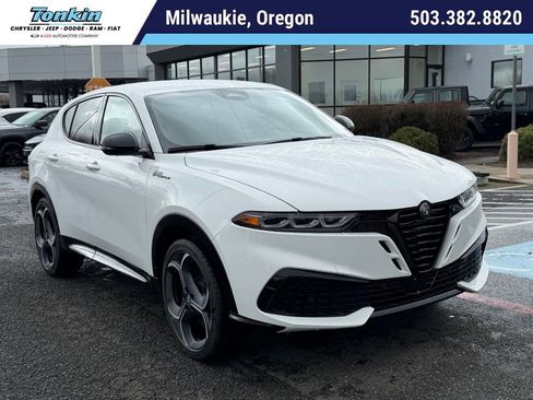New 2026 Alfa Romeo Tonale image 1
