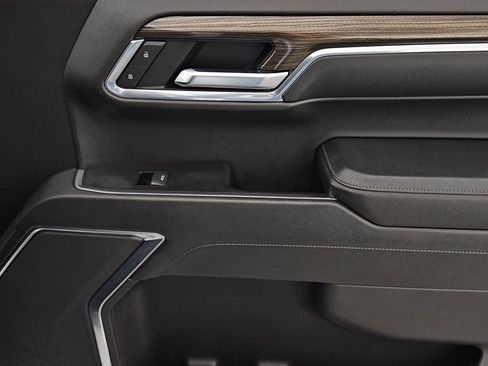 Used 2023 Chevrolet Silverado 1500 LT Trail Boss w/ Protection Package AWD/4WD image 29