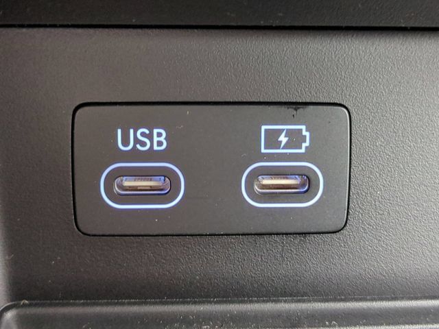 Certified 2025 Genesis GV80 3.5T Prestige AWD/4WD image 21