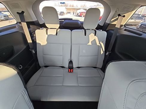 New 2026 Ford Explorer Platinum w/ LUX Leather Package image 22