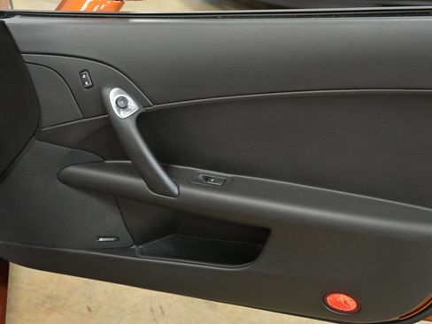 Used 2007 Chevrolet Corvette Convertible w/ Preferred Equipment Group RWD image 39
