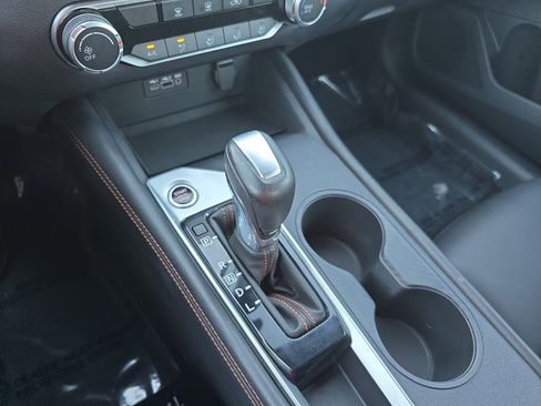 Used 2022 Nissan Altima 2.5 SR image 21