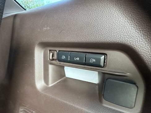 Certified 2023 Ford Explorer King Ranch RWD image 32