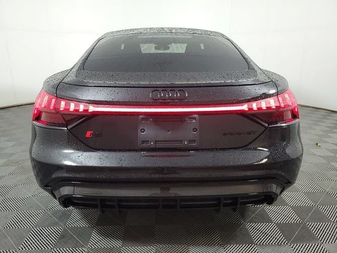 Used 2023 Audi RS e-tron GT w/ Carbon Performance Package AWD/4WD image 5