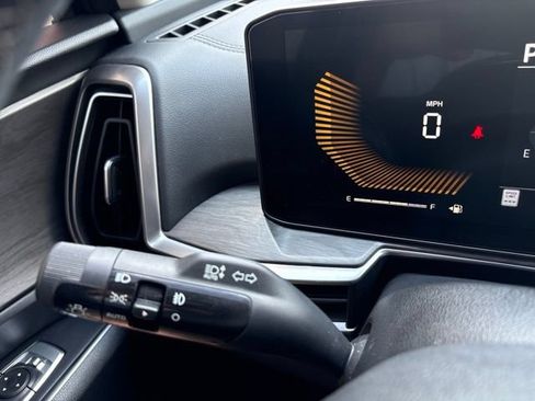 Certified 2025 Kia Sorento X-Line EX AWD/4WD image 24