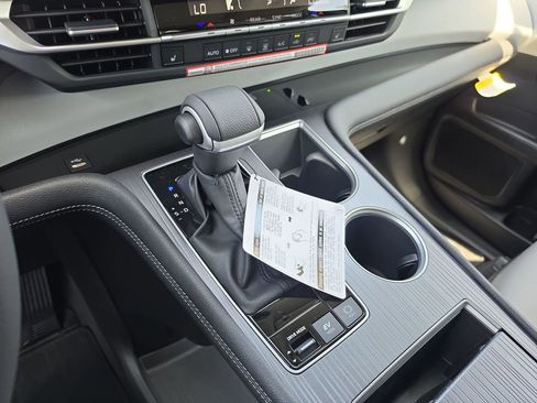 New 2026 Toyota Sienna XLE FWD image 20
