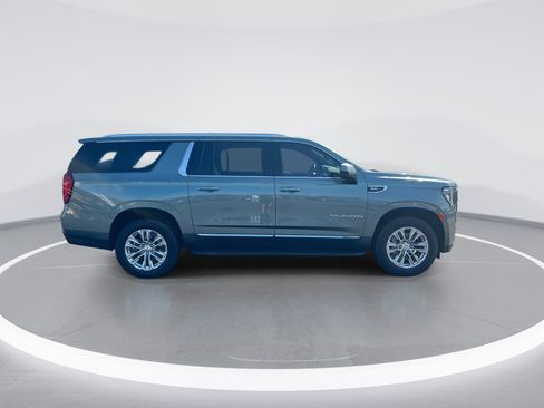 Used 2024 GMC Yukon XL SLT RWD image 10