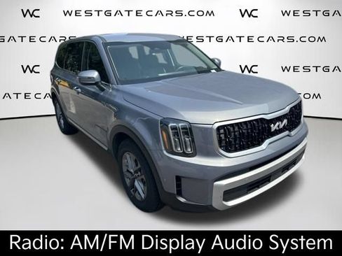 Certified 2024 Kia Telluride LX FWD image 4