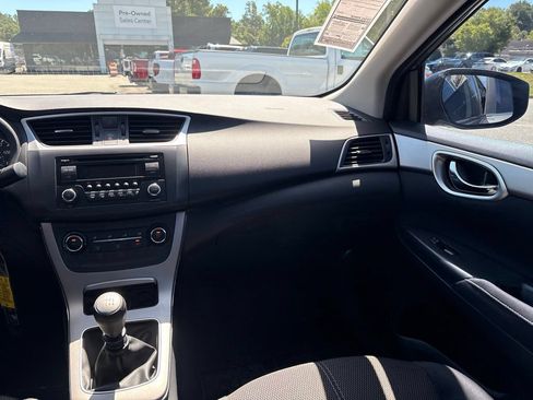 Used 2015 Nissan Sentra S FWD image 10