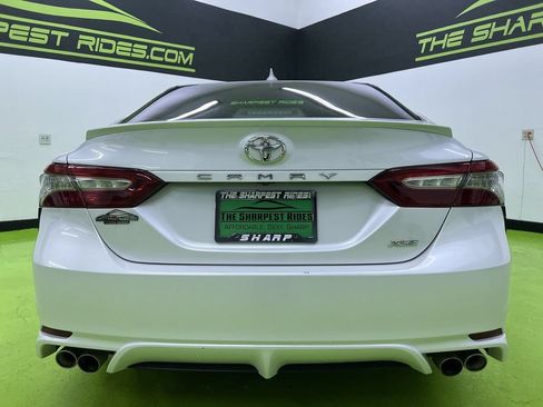 Used 2019 Toyota Camry XSE FWD image 8