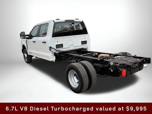 Used 2023 Ford F350 XL AWD/4WD image 4