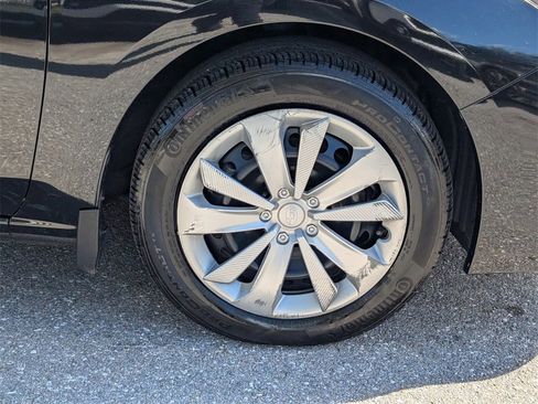 Certified 2022 Subaru Impreza 2.0i image 9