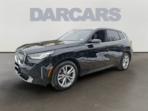 Used 2025 BMW X3 xDrive30i w/ Premium Package image 3