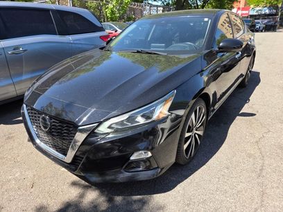 Used 2021 Nissan Altima 2.5 Platinum