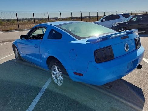 Used 2007 Ford Mustang Premium image 2