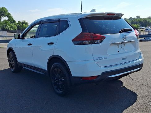 Used 2019 Nissan Rogue S AWD/4WD image 4