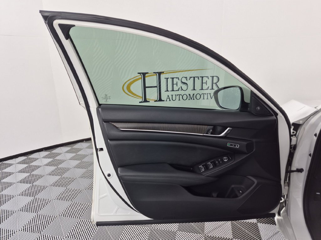 Used 2019 Honda Accord EX-L image 12