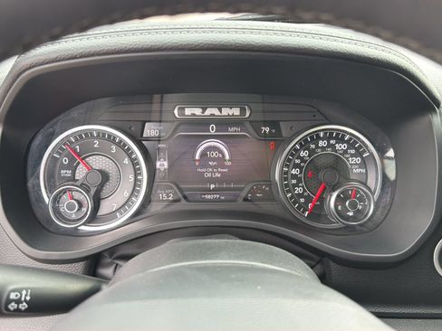 Used 2025 RAM 1500 Laramie AWD/4WD image 14