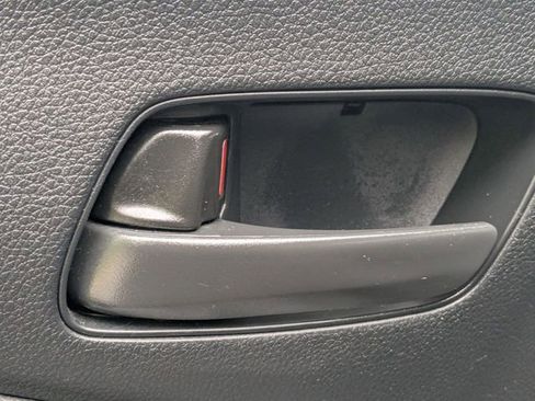Used 2025 Honda Passport EX-L image 27