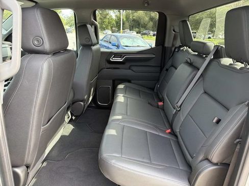 Used 2026 GMC Sierra 1500 SLT RWD image 15