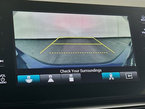 Used 2019 Honda Accord Touring image 23