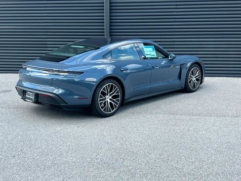 New 2025 Porsche Taycan image 7
