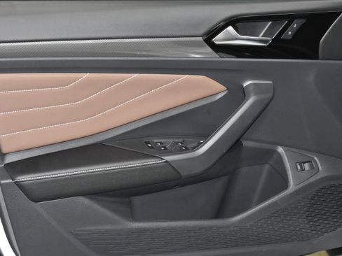 New 2026 Volkswagen Jetta SEL image 3