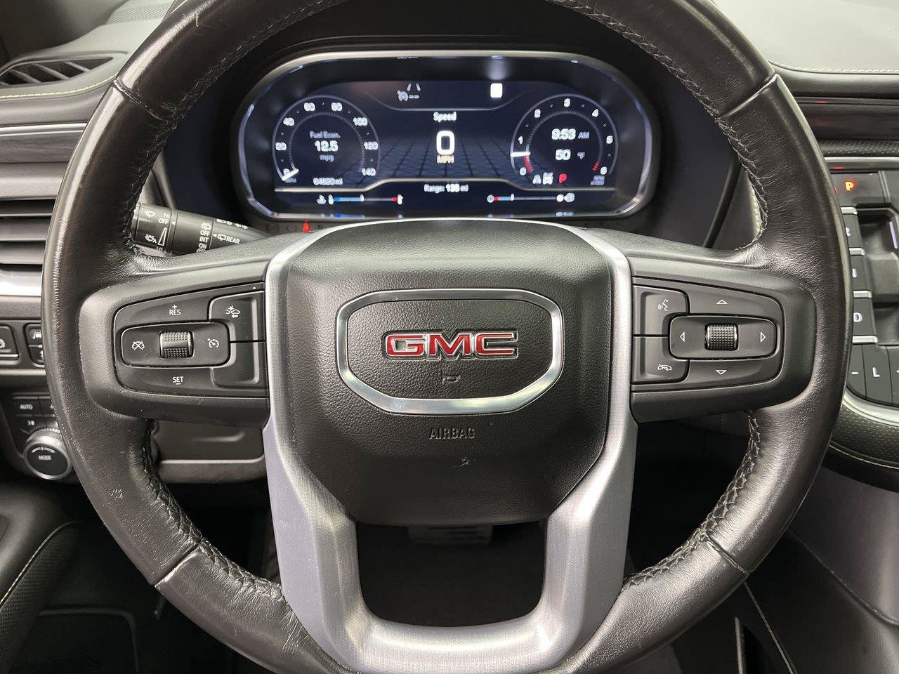 Certified 2022 GMC Yukon XL SLT AWD/4WD image 17