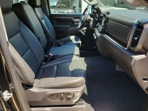 Certified 2024 GMC Sierra 1500 SLT AWD/4WD image 26