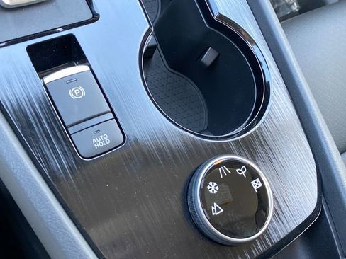 New 2026 Nissan Rogue SV AWD/4WD image 17