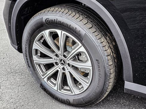 New 2026 Mercedes-Benz GLC 300 4MATIC image 9