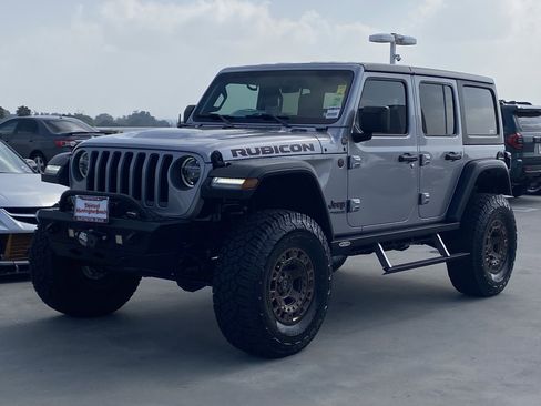 Used 2021 Jeep Wrangler Unlimited Rubicon AWD/4WD image 6