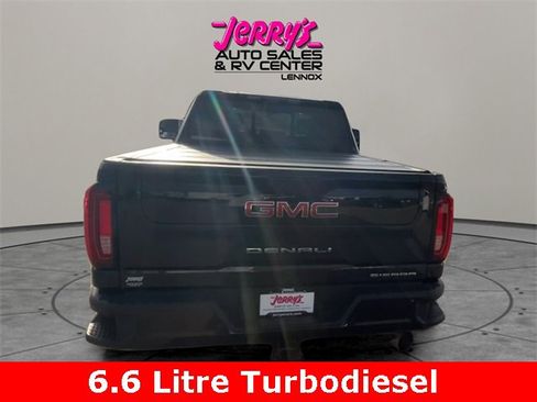Used 2023 GMC Sierra 2500 Denali w/ Denali Black Diamond Edition image 4
