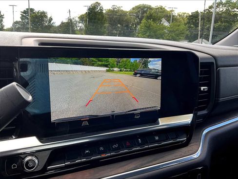 Used 2024 GMC Sierra 1500 SLT image 55